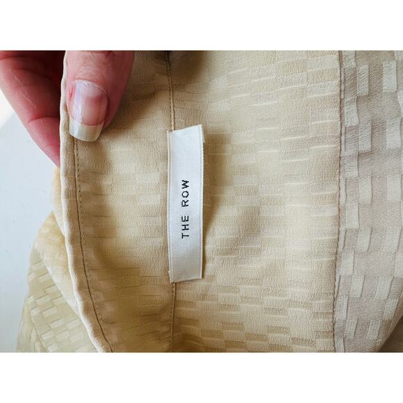 The Row Yellow Embossed Print 100% Silk Collared Button Blouse Top M - Picture 8 of 13